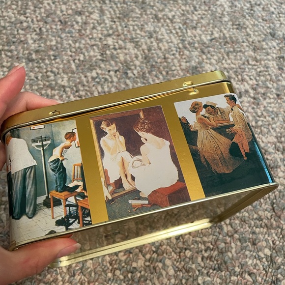 Vintage 1994 Norman Rockwell tin Exclusively for Case Manufacturing Co. - Picture 8 of 11